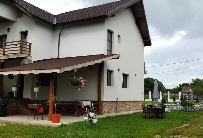 Pensiunea Casa Nușa