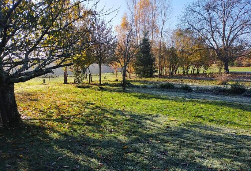 مبيت وإفطار Chambre D Hôtes Se Sentir Libre Noisette