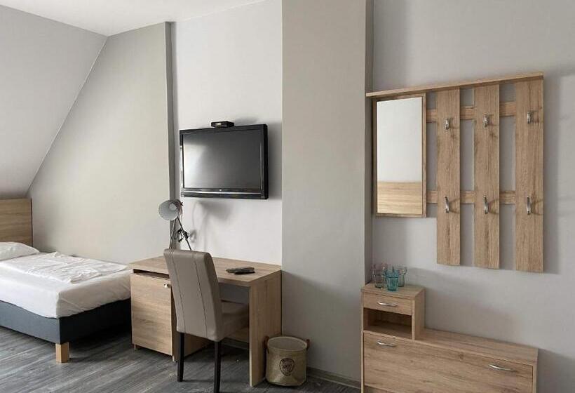 민박 Kis Szieszta Panzió