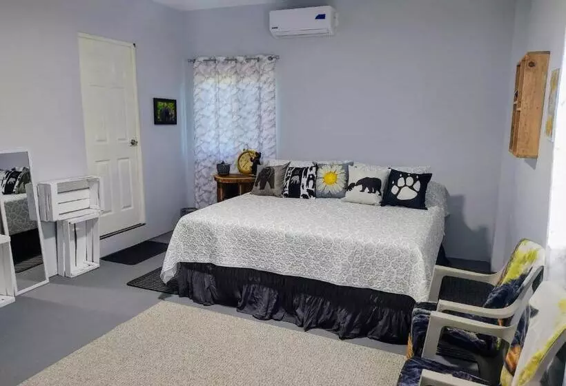 Aamiaismajoitus (B&B) Rancho Del Oso Tuerto