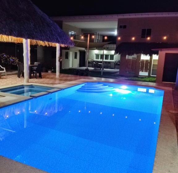 تختخواب و صبحانه Rancho Del Oso Tuerto