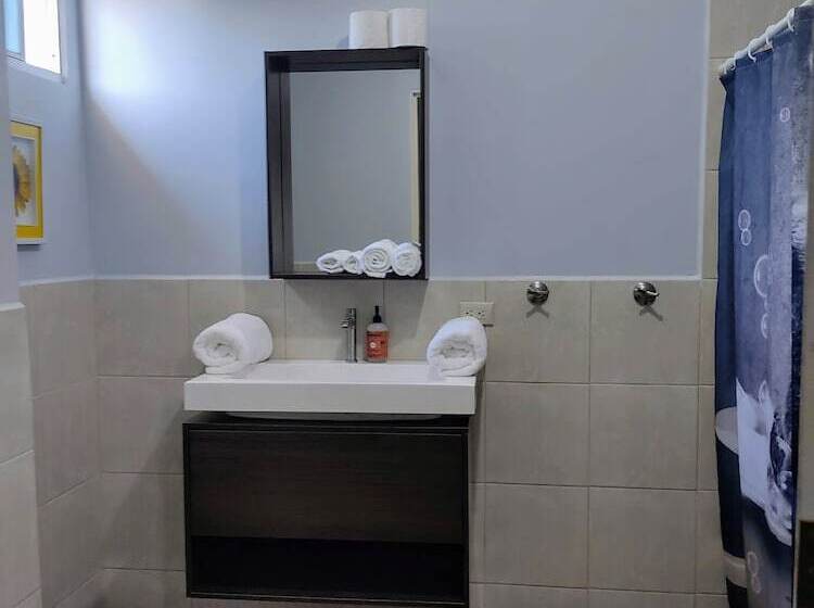 تختخواب و صبحانه Rancho Del Oso Tuerto