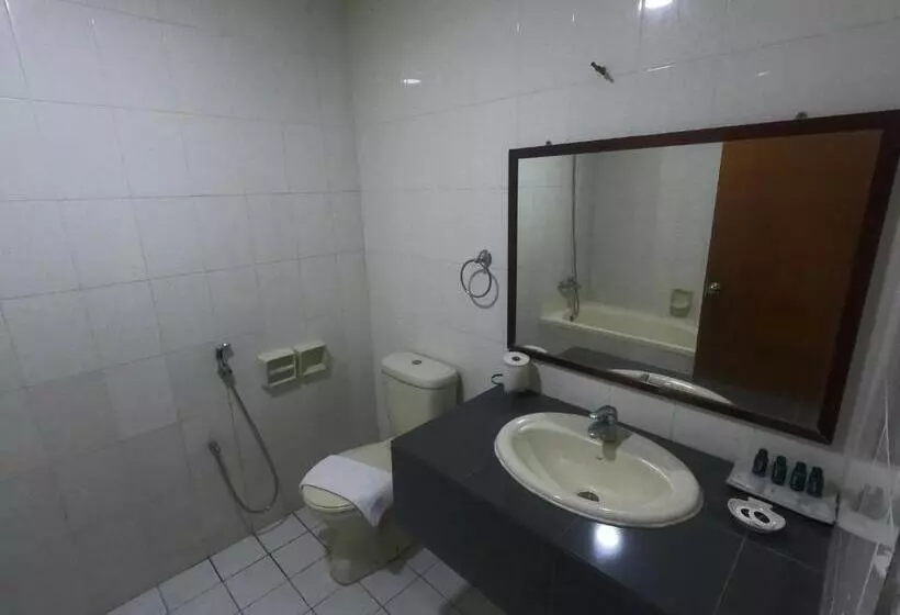 Bukit Beruntung Resort