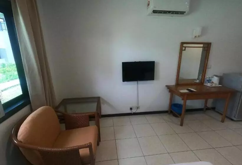 Bukit Beruntung Resort