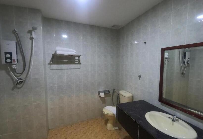 Bukit Beruntung Resort