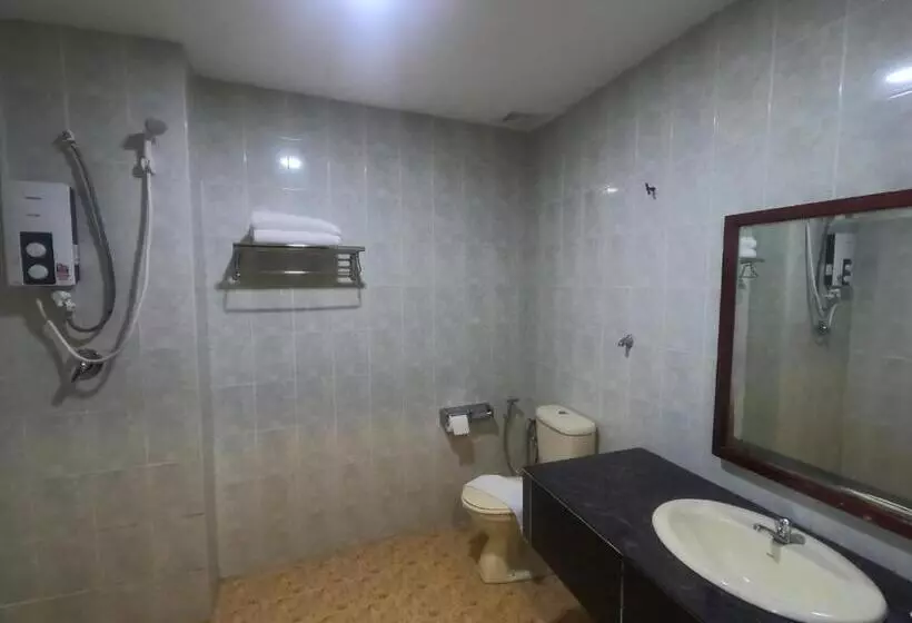 Bukit Beruntung Resort