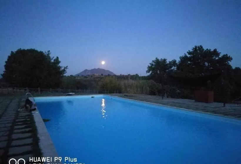 Hotelli Agriturismo Le Forre Del Treja
