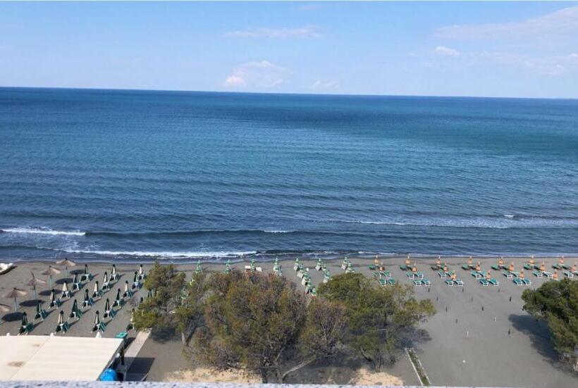 فندق Bar Restorant Ylli