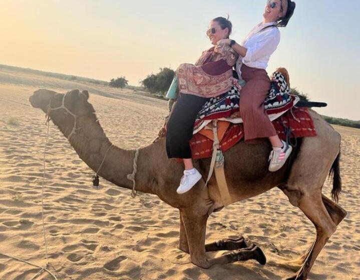 Hotel Sunshine Guest House & Safari