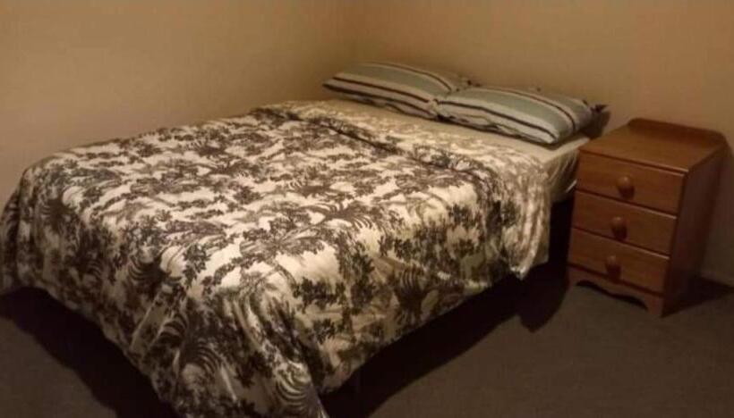 بنسيون City Budget Accommodation