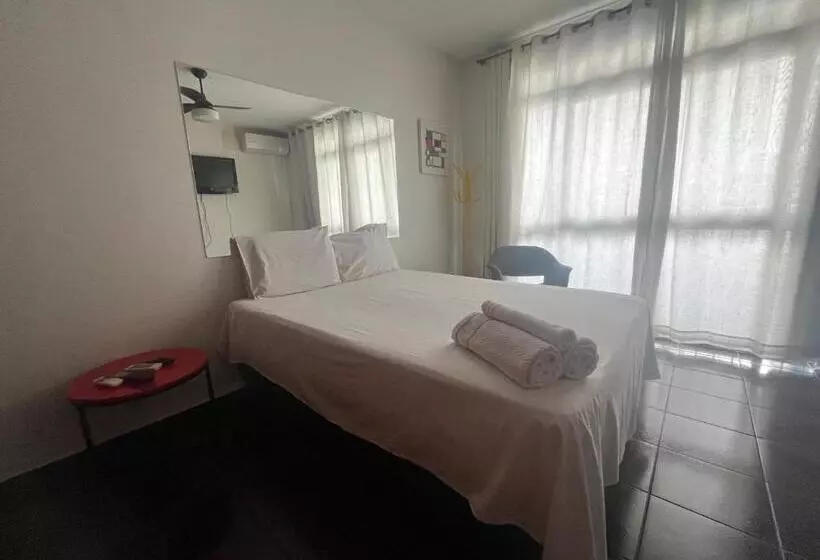 پانسیون Suíte Completa No Bueno Somente Para Mulheres