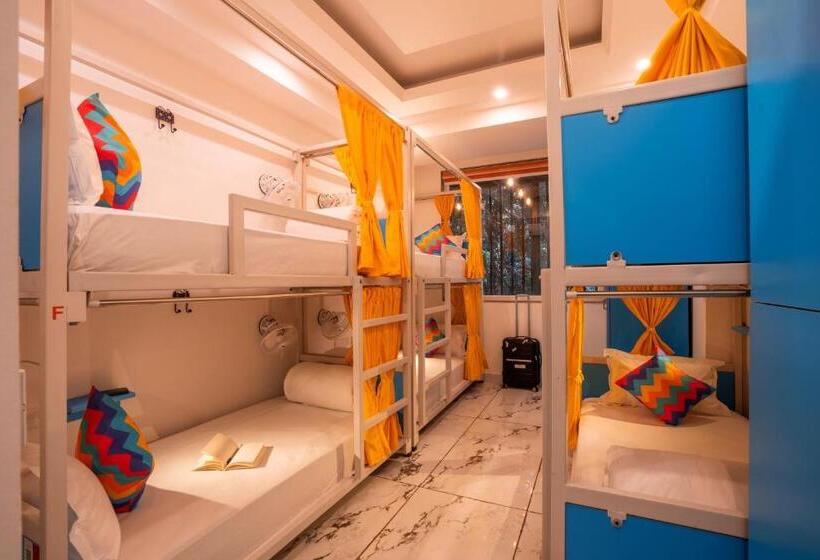 ユースホステル Gostops Alibaug