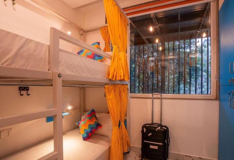 ユースホステル Gostops Alibaug