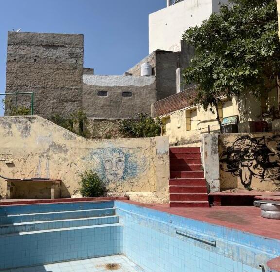 Auberge Hôtelière Yogis Heritage Palace