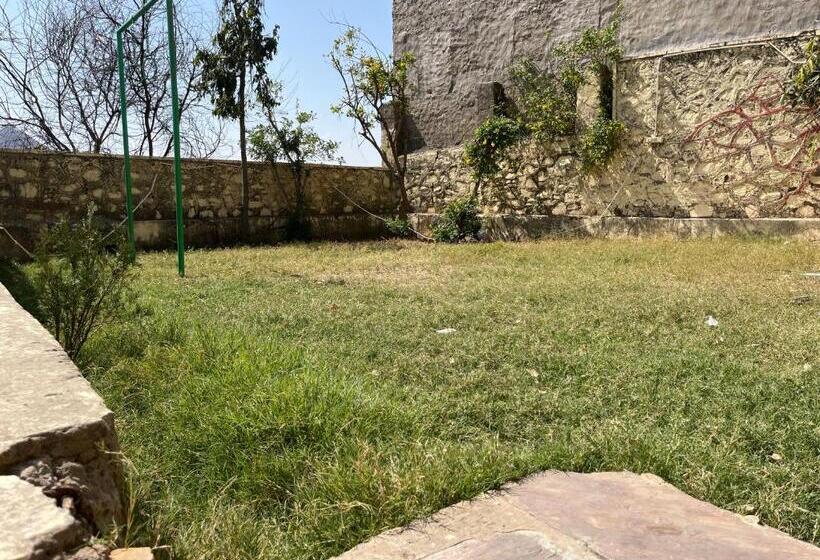 Auberge Hôtelière Yogis Heritage Palace