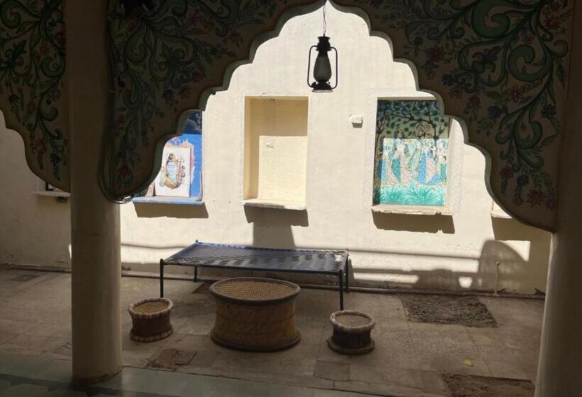 Auberge Hôtelière Yogis Heritage Palace