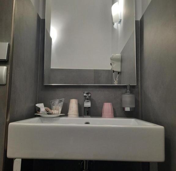 مبيت وإفطار Giuchi Bed E Breakfast