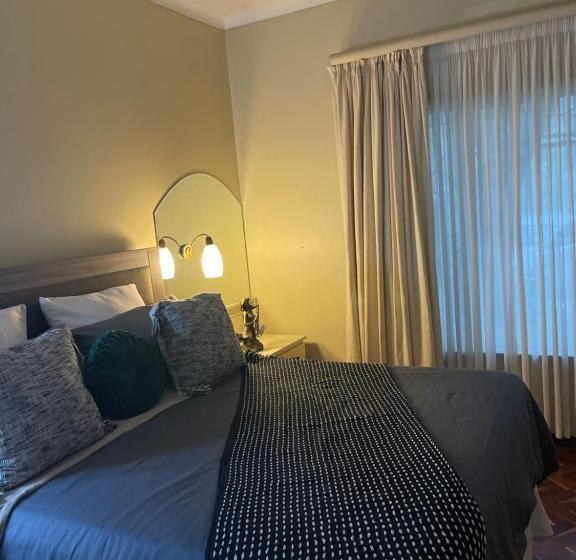 مبيت وإفطار Sgele Guesthouse & Events