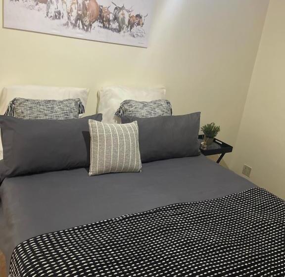 مبيت وإفطار Sgele Guesthouse & Events