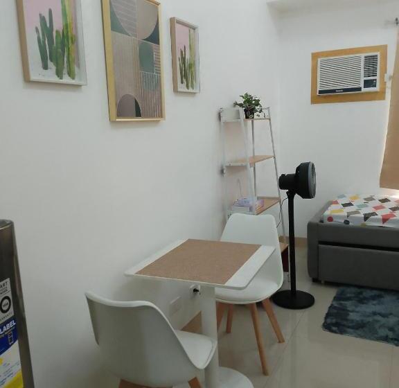 Homely Green 2 Residences Near Dlsu Eac Umc