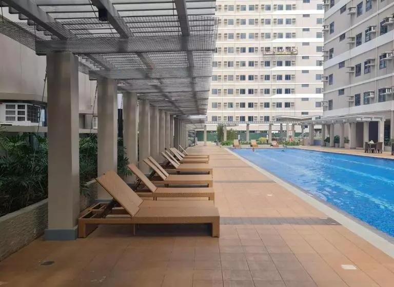 Homely Green 2 Residences Near Dlsu Eac Umc