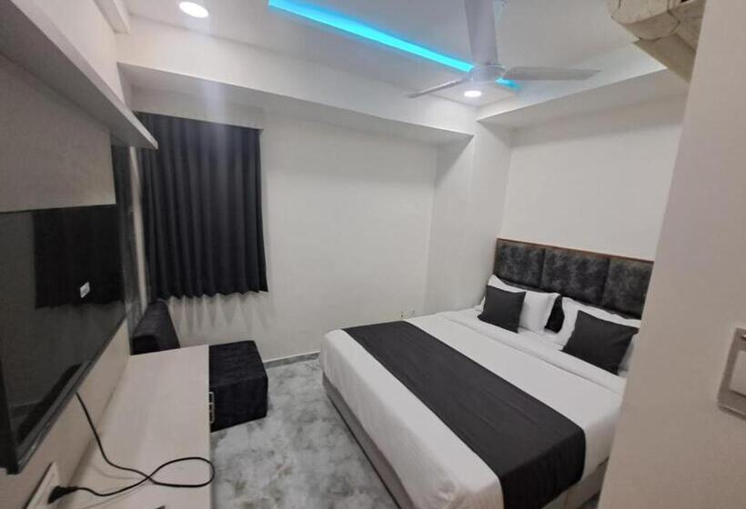 Hotel Akash