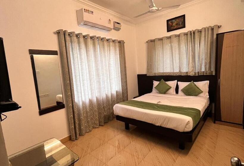 فندق C. S. Comforts