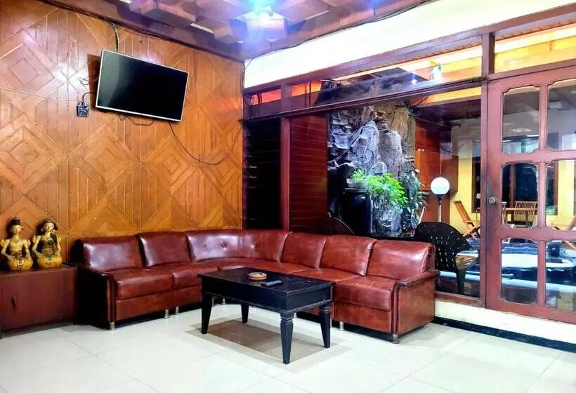 Hotelli Dirgahayu Ponorogo