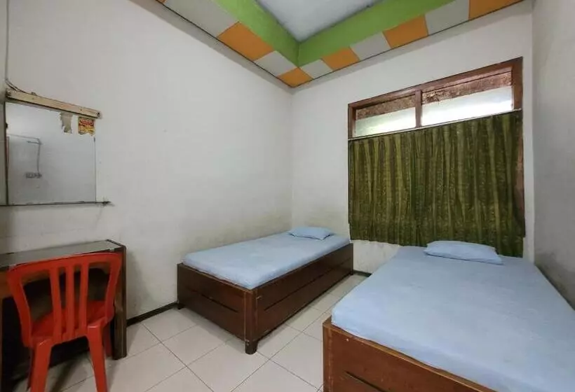 Hotelli Dirgahayu Ponorogo