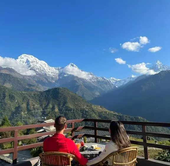 هتل Hill Top Lodge Ghandruk