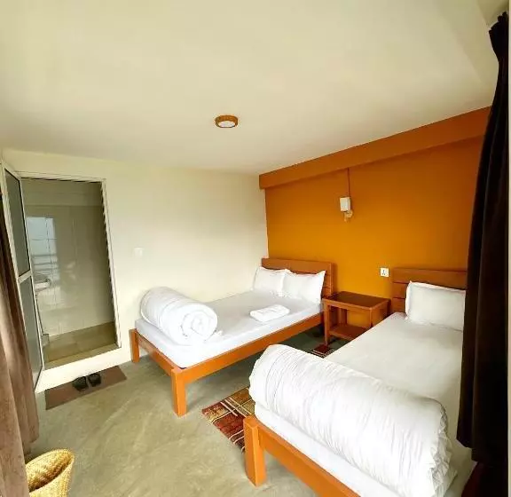 هتل Hill Top Lodge Ghandruk