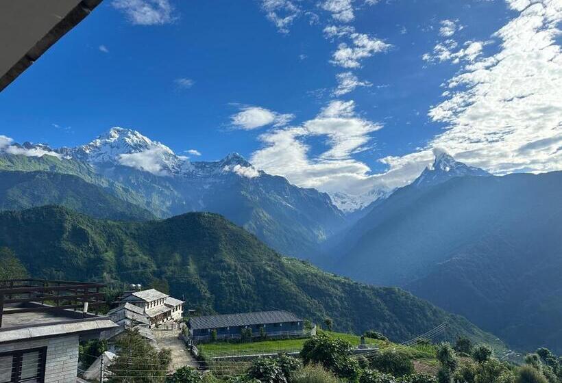 هتل Hill Top Lodge Ghandruk