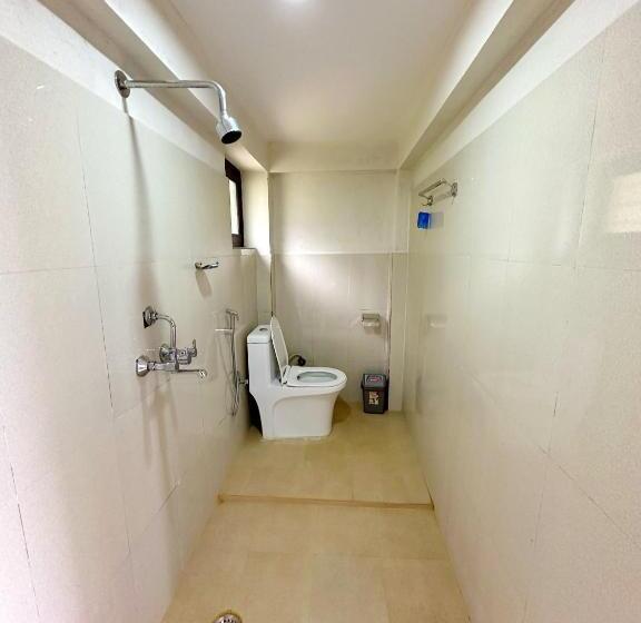 هتل Hill Top Lodge Ghandruk