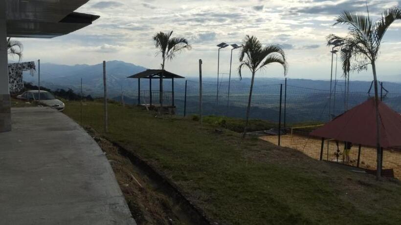 ホテル La Manzana