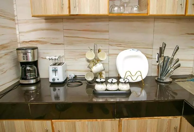 هتل Moh Cabins