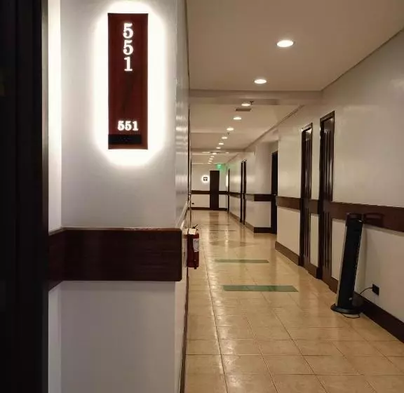ホテル Private Unit At Forest Lodge Caml John Hay Baguio City