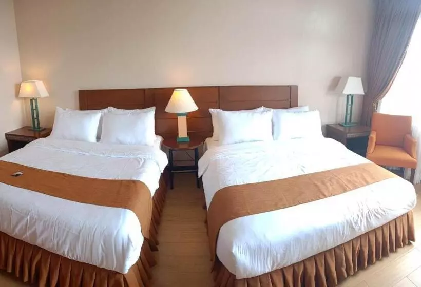 ホテル Private Unit At Forest Lodge Caml John Hay Baguio City