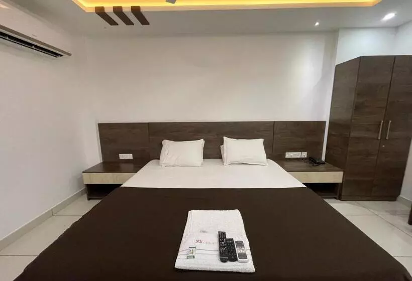ホテル Rk Residency Calicut