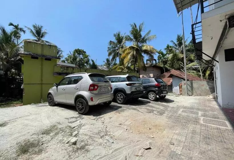 ホテル Rk Residency Calicut