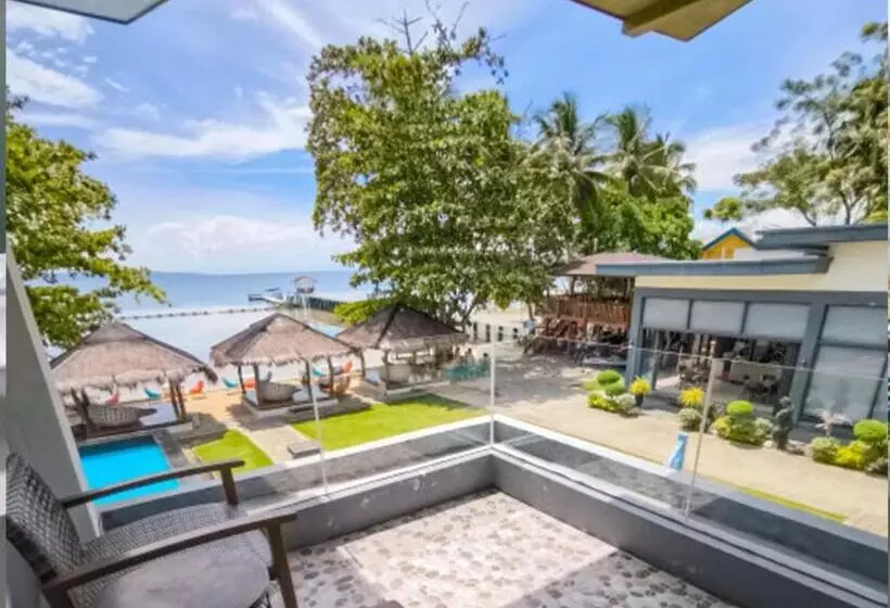 ホテル Seashell Island Beach Resort   Samal Island Philippines