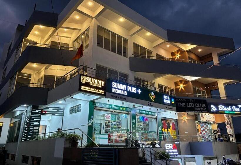 בית מלון כפרי Sunny Executive