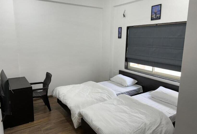 בית מלון כפרי Sunny Executive