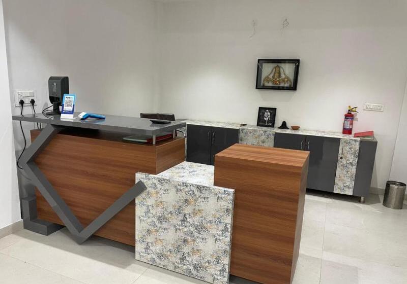 בית מלון כפרי Sunny Executive