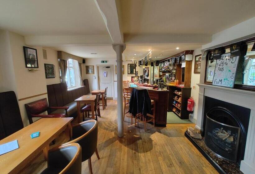 酒店 The Golden Cup Yoxall