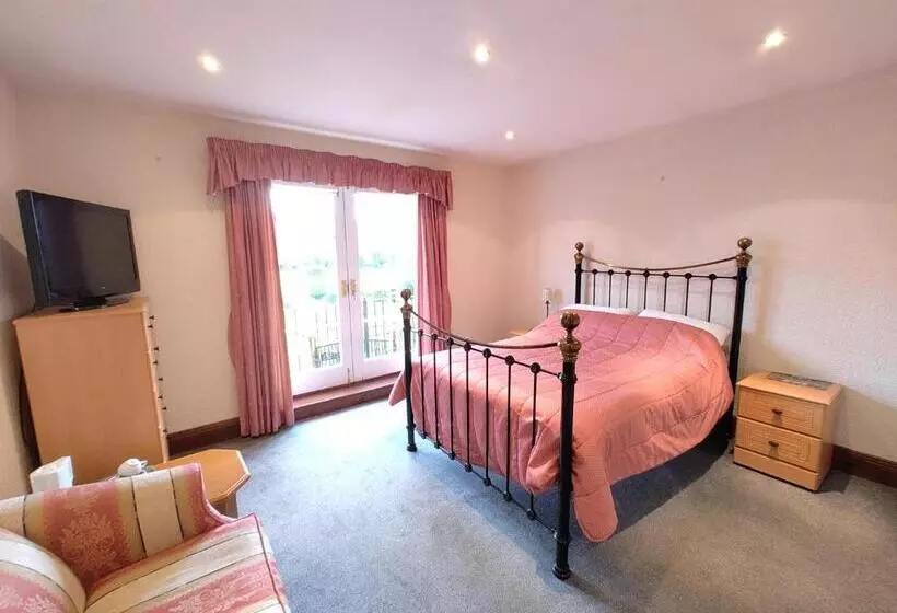 Hotelli The Golden Cup   Yoxall