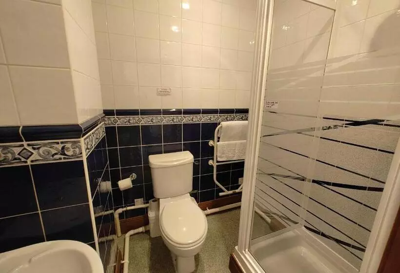 Hotelli The Golden Cup   Yoxall