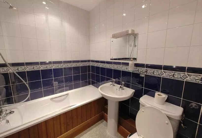 Hotelli The Golden Cup   Yoxall