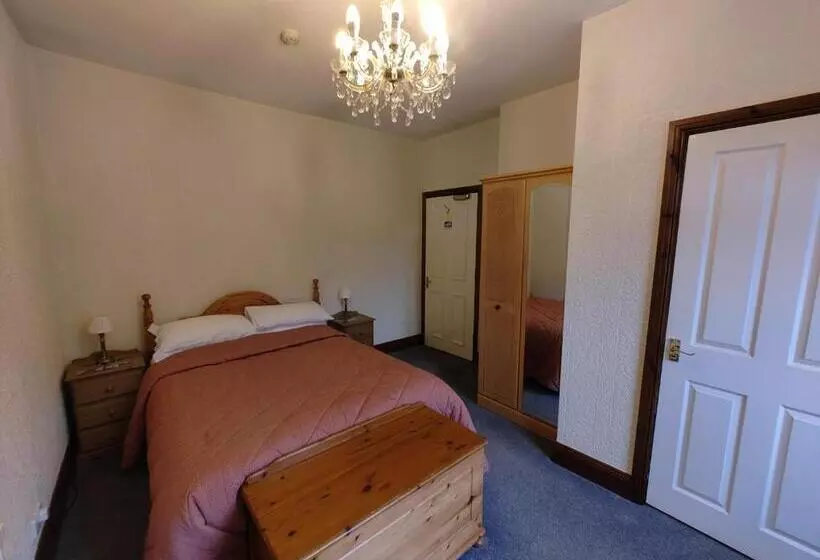 Hotelli The Golden Cup   Yoxall