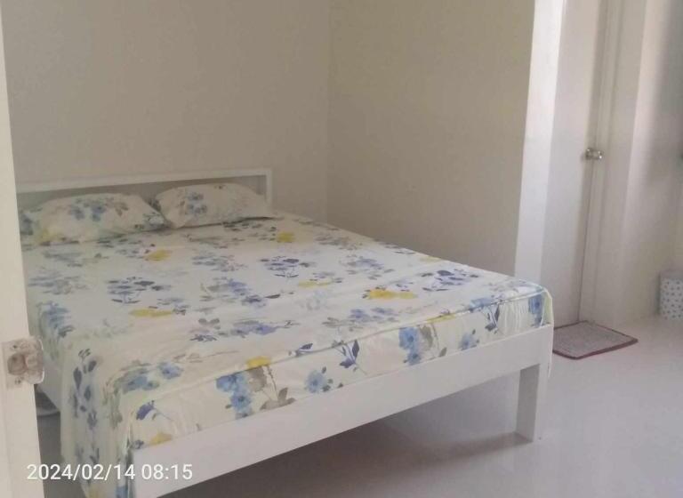 Hotelli Yumsky Pension House And Beach Resort