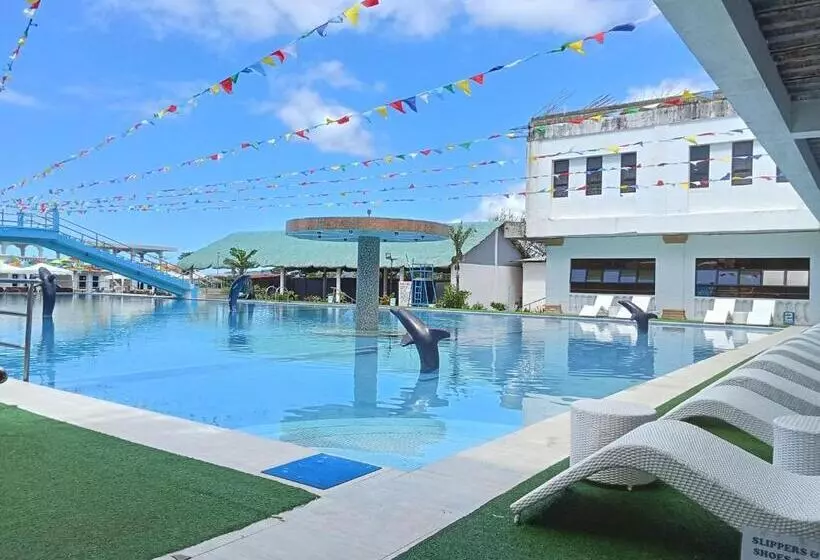 Nassim Hotel And Beach Resort